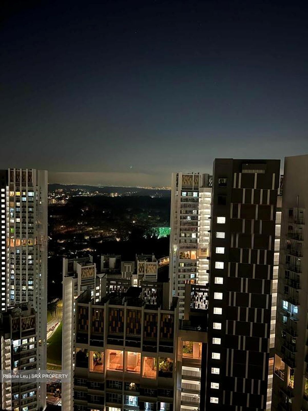 Commonwealth Towers (D3), Condominium #453602561